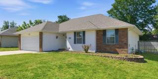Nixa 3 bed 2 bath 2 car garage home! Gallery 37