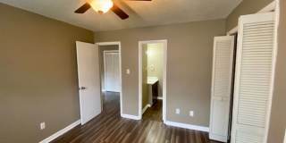 11824 East Gateway Drive Southeast Gallery 13