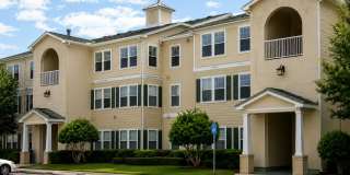Equestrain Park 2 bedroom + 2 bathroom condo Gallery 1