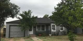 Handyman Special $0 First Month's Rent / “You fix, you SAVE BIG!!” Contact Diane for details: 806 704-3055 ext 2 Gallery 1