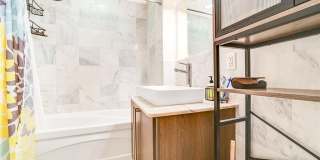 10 Regent Street 516 Gallery 8