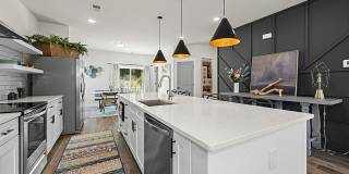 Blu South Townhomes Gallery 29