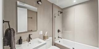 304 Warren Street Gallery 8