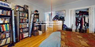 127 Central St. Gallery 4