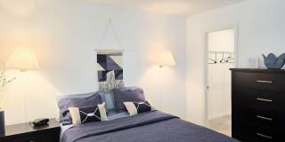 Charming 1-bedroom, 1-bath second-floor condo available NOW! Gallery 10