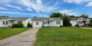3 Beds 1 Bath Home in Shawnee! Gallery 3