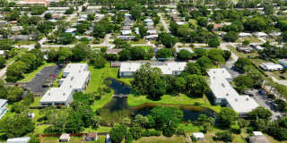 Pierce Beach Premier Apartments at Woodland Condominium Gallery 72