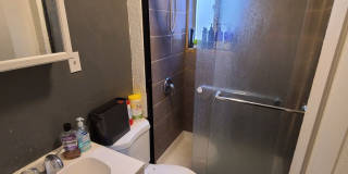 SPACIOUS 4 BEDROOM IN THE HEART OF OAKLAND - AVAILABLE FOR AUGUST Gallery 9