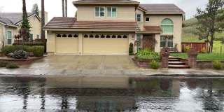 Gorgeous Home in Gated Community Gallery 1