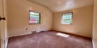 Beautiful 3-Bedroom Duplex in Castle Shannon! Back Yard, Central A/C & More! Call Today! Gallery 9