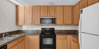 7047 DEER LODGE Circle Gallery 11
