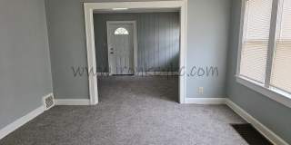 2120 East 68th Terrace Gallery 3