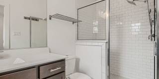 425 E Mistletoe Ave. Gallery 7