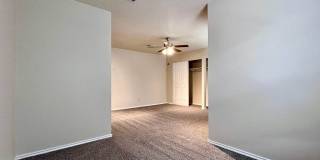 Bright and Inviting 2-Story home, conveniently located near to Randolph AFB and SAMMC! Gallery 32