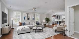 412 WOODCREST Drive SE Gallery 5