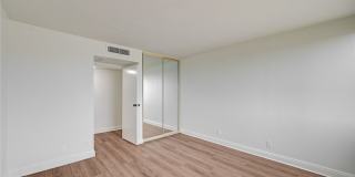 205 E Harmon Avenue Gallery 29