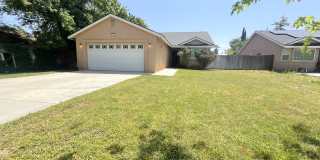 Single-Story 3-Bedroom Home Available in Beaumont! Gallery 1