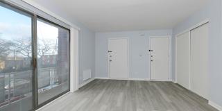 2040 W 111th Gallery 7