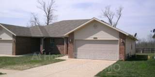 1091 N Northwood Gallery 1