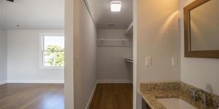 622 W 11 Mile Road Gallery 15