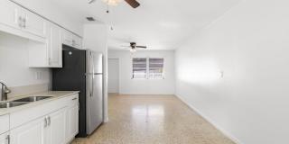 Charming 2BR/1BA with Fenced Yard & Outdoor Shower – Available Now Gallery 1