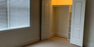 2500 Green Bay Gallery 9