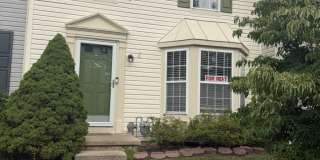 4 COACHLIGHT Drive Gallery 1