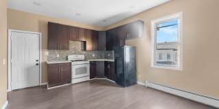 134 VAN HORNE ST Gallery 1