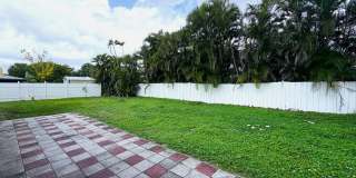 3/2/1 car garage in S. Ft. Myers Off Cypress Lake! Gallery 30