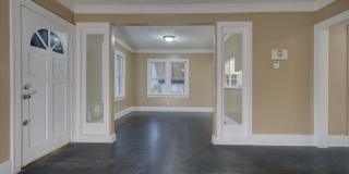 706 Frank Gallery 20