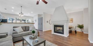 South Town Fully Furnished Home! Gallery 9