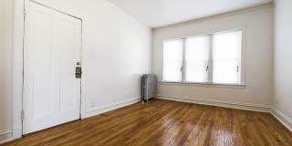 7249-53 S Blackstone Gallery 22