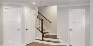 End-unit Townhouse with mountain views Gallery 5