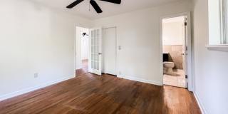 Coastal Charm in the Heart of Port Royal Gallery 51
