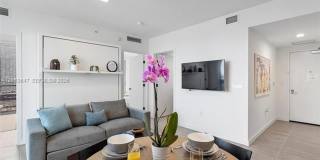 227 NE 2nd St cu-2706, Miami, FL 33132 Gallery 3