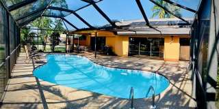 3402 SE 11th Avenue Gallery 1