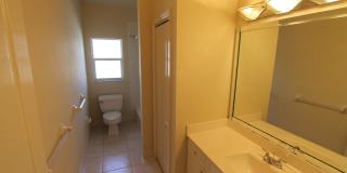 ** PET FRIENDLY **NAPLES PARK - NO HOA - POOL & SPA HOME - CLOSE TO BEACH! - ANNUAL Gallery 7