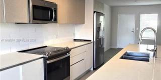 2535 NE 193rd St Gallery 6