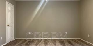 6207 13th Street Gallery 8