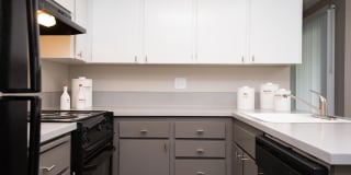 Hidden Oaks Apartments Gallery 2