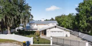 414 Somerset Drive Gallery 2