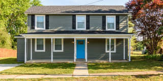 3 Bedrooms. 2.5 Baths. Luxury Upgrades Gallery 1