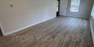 2205 South Martin Street Gallery 14
