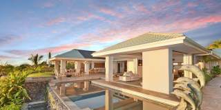 Panoramic Oceanview Retreat with Infinity Pool in Kona Hills Gallery 1