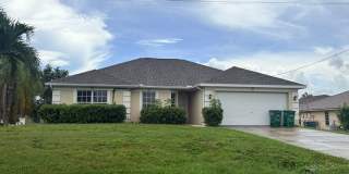 3/2 Single Family Home in Cape Coral for Rent Gallery 1