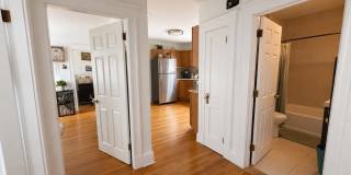 4bed 2bath unit in Somerville Gallery 10