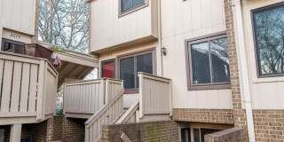 2618 GLENGYLE Drive unit: 100 Gallery 1