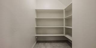 COMING SOON! Great Location!Stunning 6-bedroom Plus 7, 4.5-bathroom home located in Chandler Gallery 30