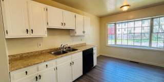 3 Bedroom 2.5 Bath Townhouse Gallery 8