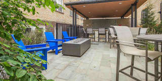 Poets Row Gallery 19